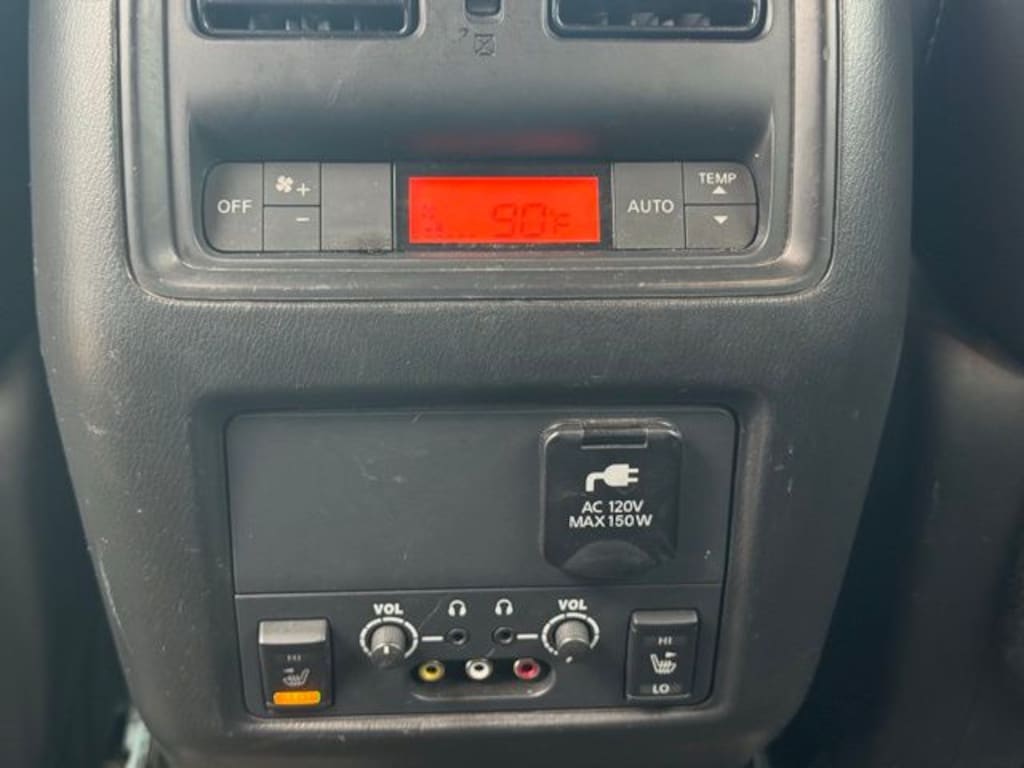 Used 2016 Nissan Pathfinder Platinum SUV