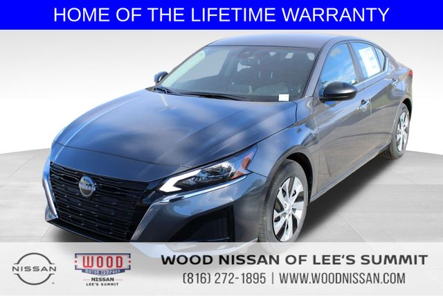 2025 Nissan Altima S photo 3