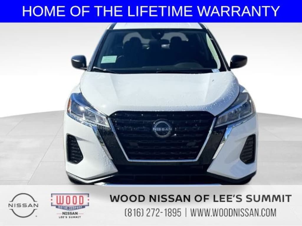 New 2025 Nissan Kicks Play S SUV