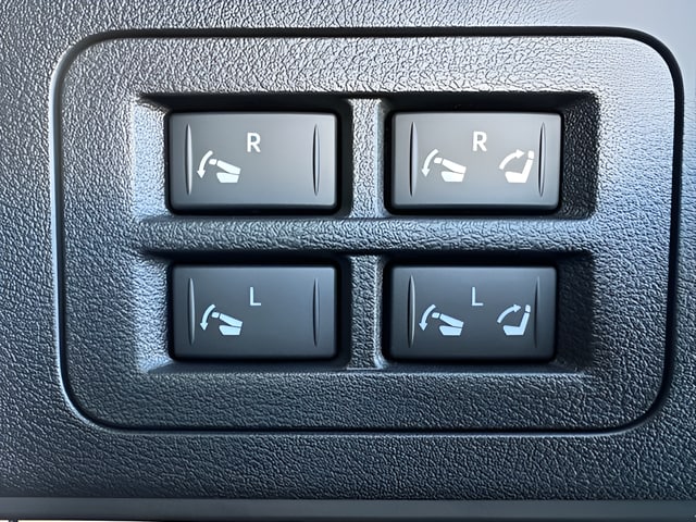 2026 Nissan Armada PRO-4X - Photo 31