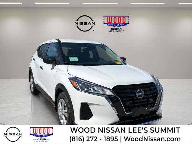 2025 Nissan KICKS PLAY Base