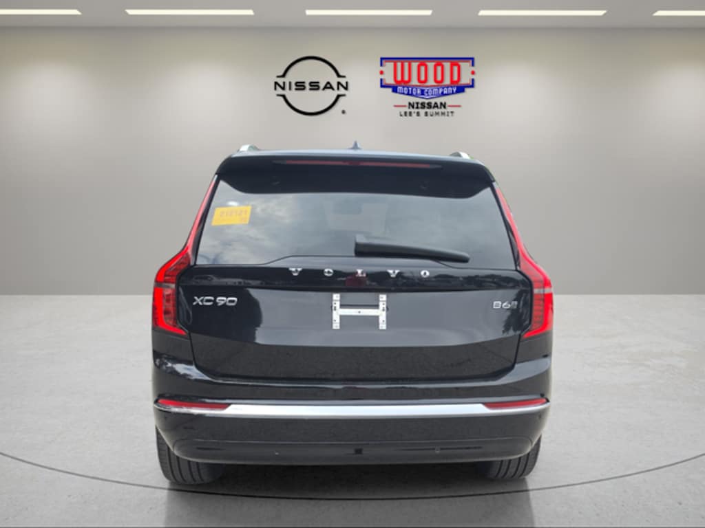 Used 2025 Volvo XC90 B6 Plus 7-Seater SUV