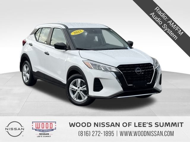 2025 Nissan KICKS PLAY Base