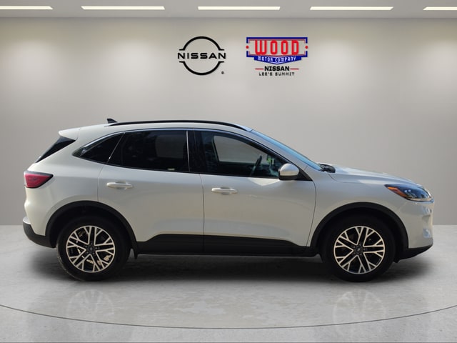Used 2020 Ford Escape SEL with VIN 1FMCU9H6XLUB94575 for sale in Kansas City