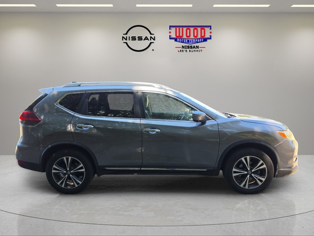 Used 2018 Nissan Rogue SL with VIN JN8AT2MT4JW464200 for sale in Kansas City