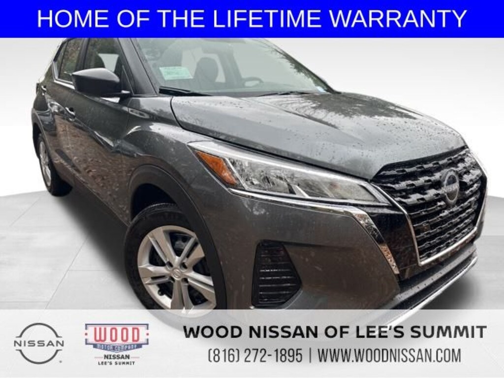 New 2025 Nissan Kicks Play S SUV