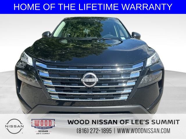 2026 Nissan Rogue S photo 2