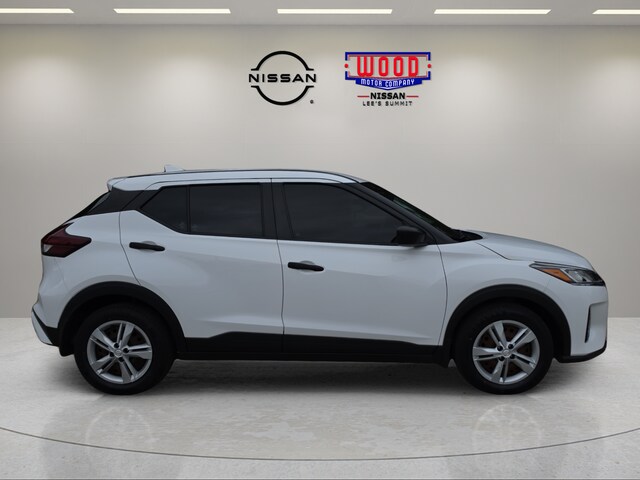 Used 2022 Nissan Kicks S with VIN 3N1CP5BV9NL511850 for sale in Kansas City