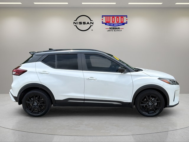 Used 2023 Nissan Kicks SR with VIN 3N1CP5DVXPL498672 for sale in Kansas City