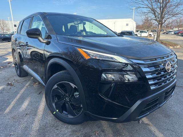 2026 Nissan Rogue SV's photo