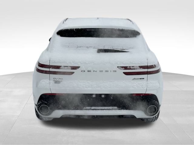 2023 Genesis GV70 3.5T Sport photo 2