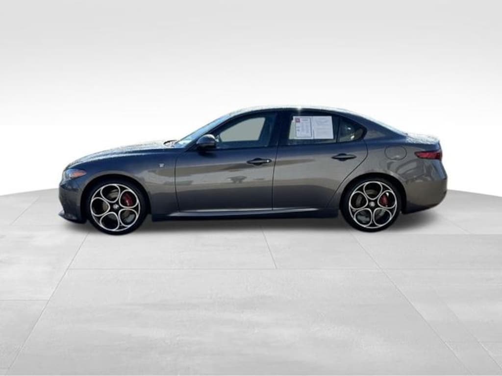 Used 2023 Alfa Romeo Giulia Ti Sedan
