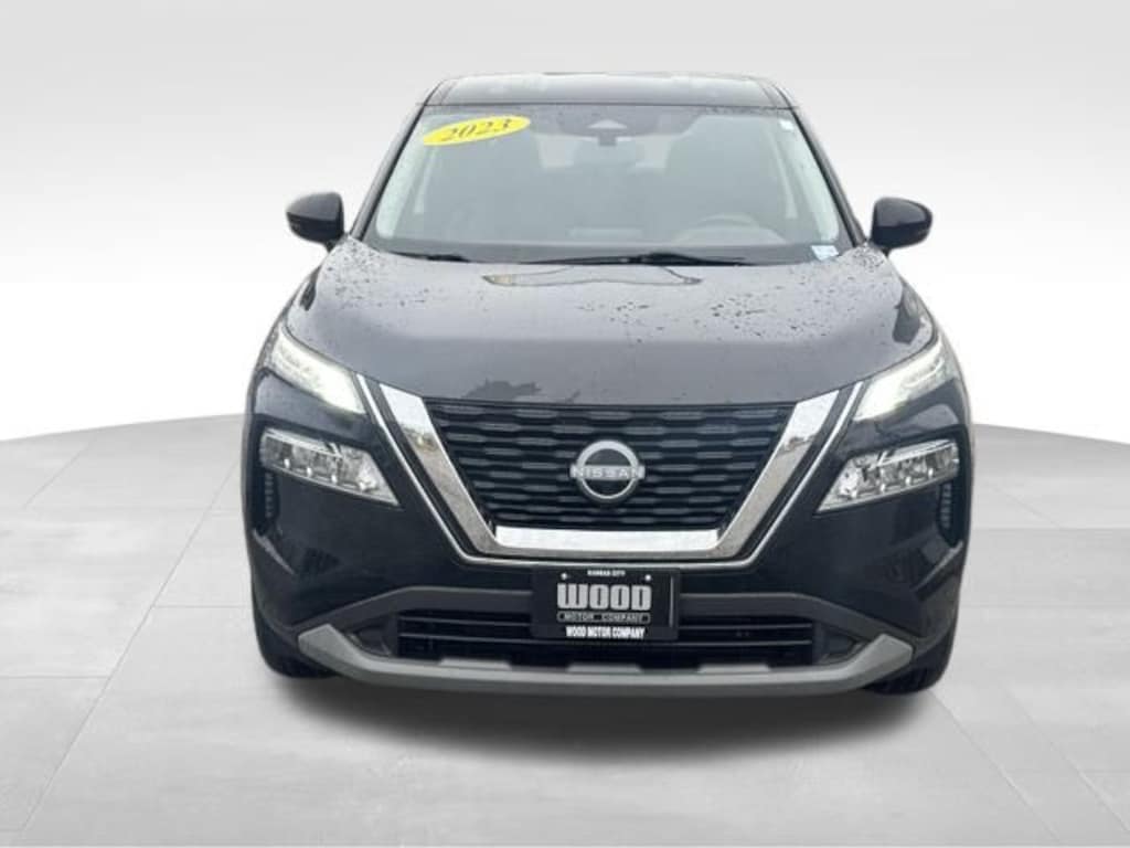 Used 2023 Nissan Rogue SV SUV