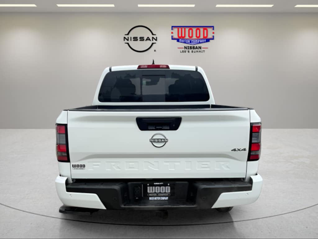 New 2026 Nissan Frontier SV Truck Crew Cab