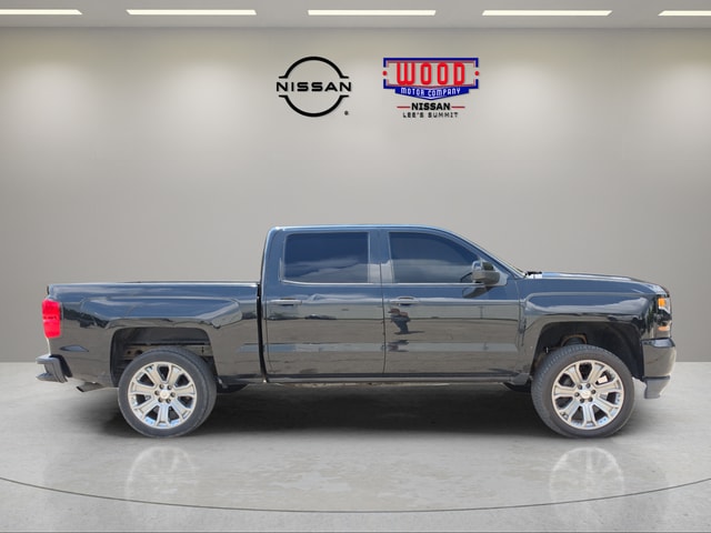 Used 2018 Chevrolet Silverado 1500 Custom with VIN 3GCUKPEC6JG136508 for sale in Kansas City