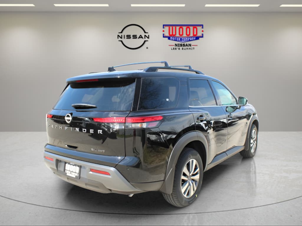 New 2026 Nissan Pathfinder SL SUV