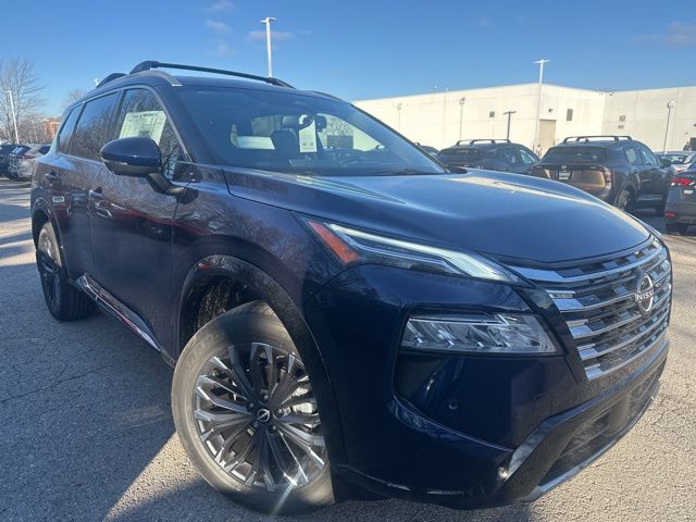 2026 Nissan Rogue Platinum's photo