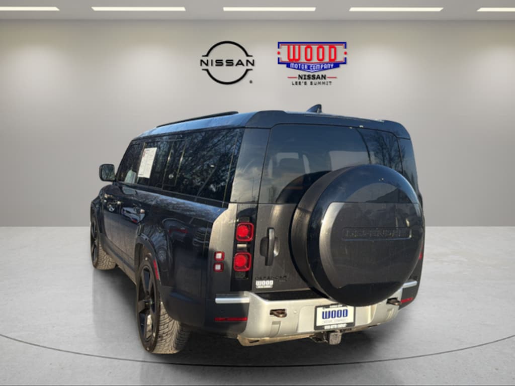 Used 2023 Land Rover Defender 130 SE SUV