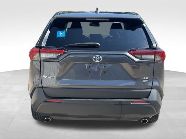 2024 Toyota RAV4 LE photo 2