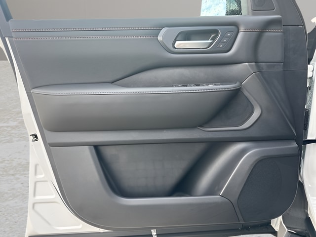 2026 Nissan Armada PRO-4X - Photo 14