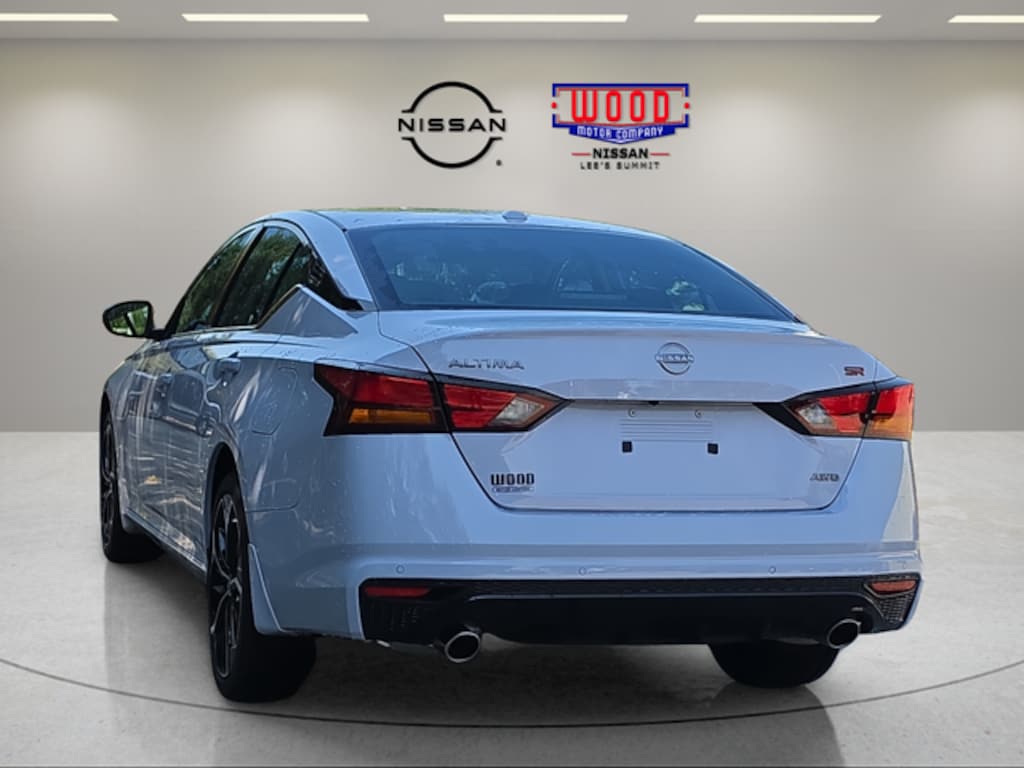 Used 2024 Nissan Altima 2.5 SR Sedan