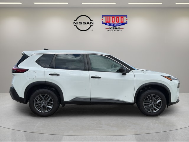 Used 2022 Nissan Rogue S with VIN 5N1BT3AA0NC705293 for sale in Kansas City