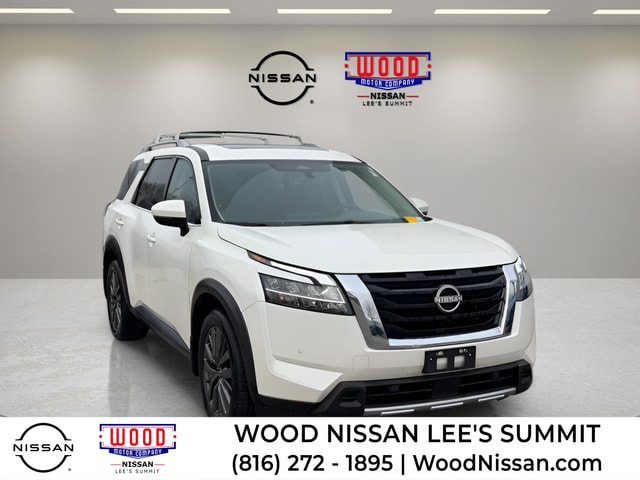 2024 Nissan Pathfinder SL 4WD's photo