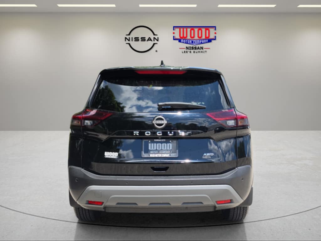 Used 2023 Nissan Rogue S SUV