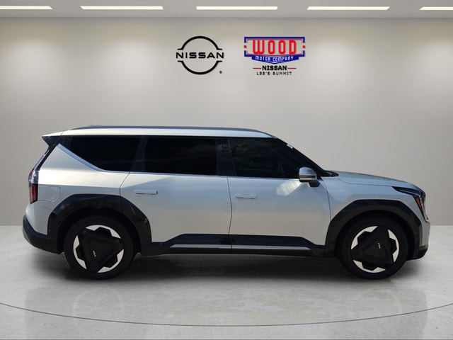 Used 2024 Kia EV9 Land with VIN KNDADFS54R6037258 for sale in Kansas City