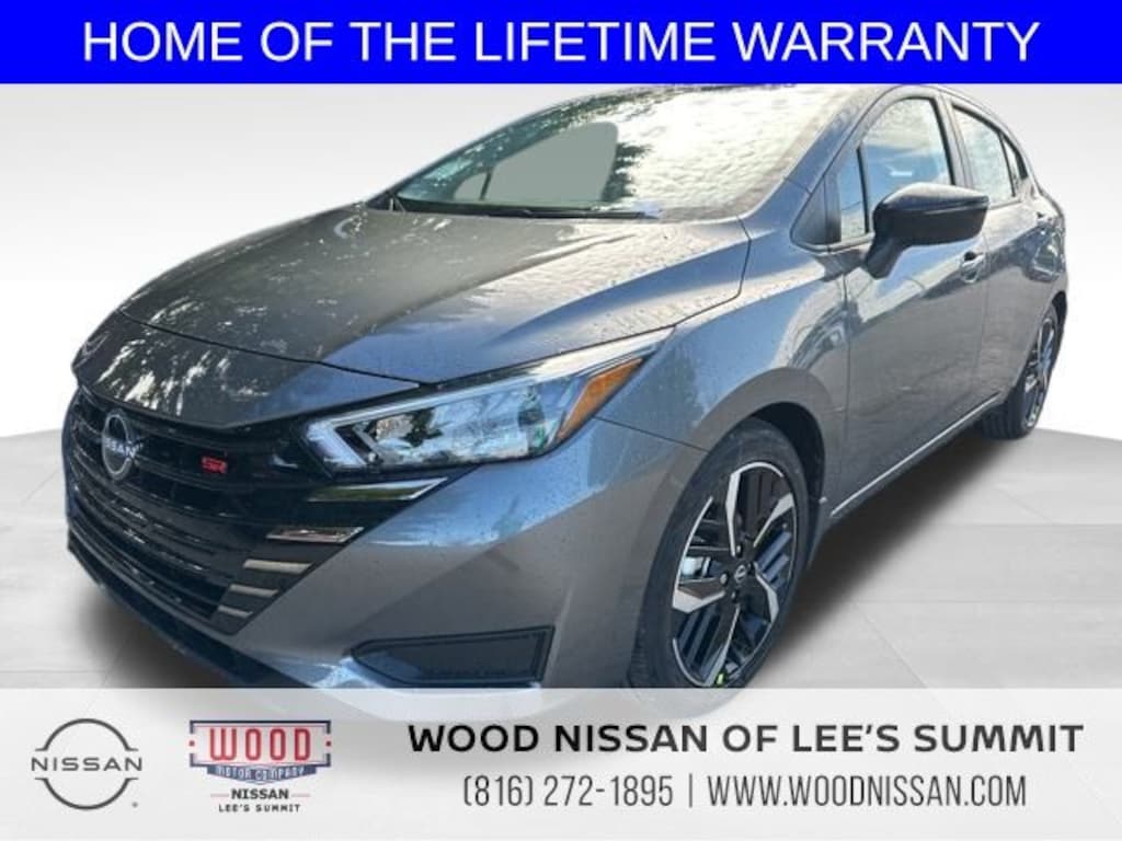 New 2025 Nissan Versa 1.6 SR Sedan