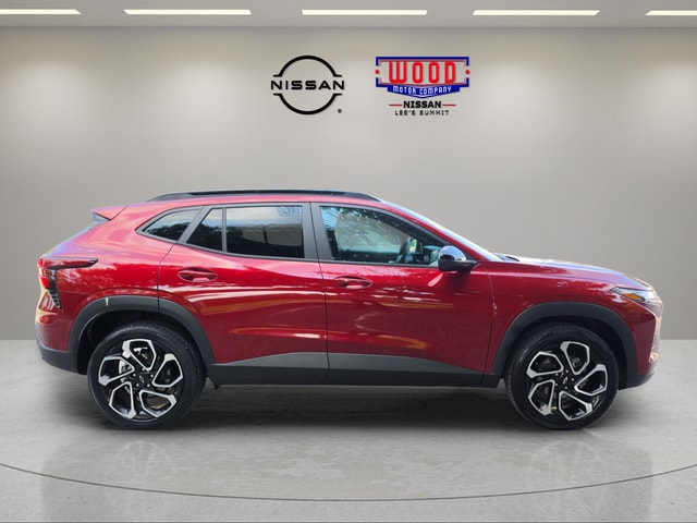 Used 2024 Chevrolet Trax RS with VIN KL77LJE20RC010509 for sale in Kansas City
