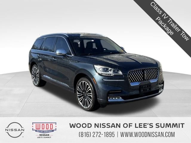 2020 Lincoln Aviator Black Label's photo