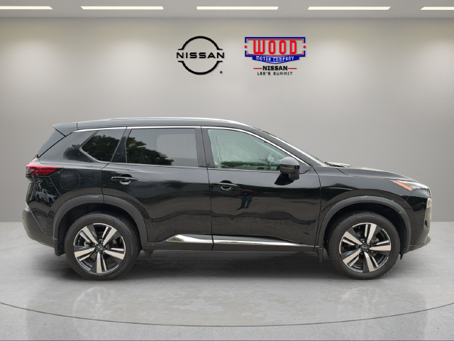 Used 2023 Nissan Rogue SL with VIN 5N1BT3CB6PC880141 for sale in Kansas City