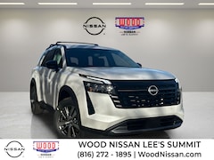 2026 Nissan Pathfinder SL SUV