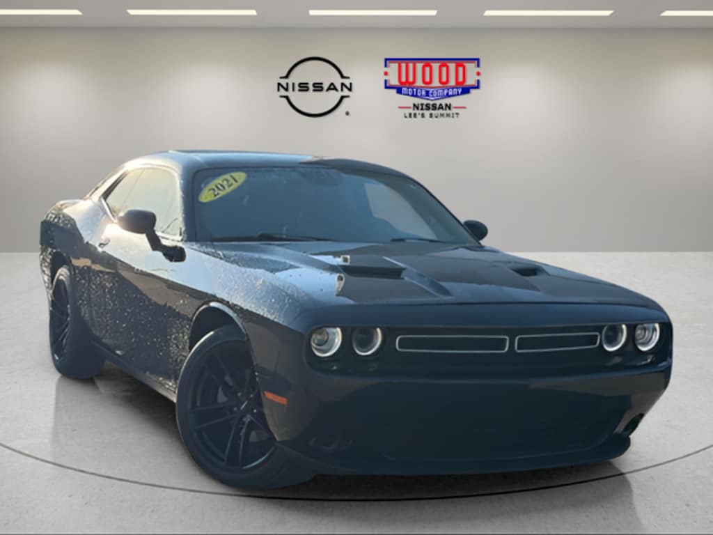 Used 2021 Dodge Challenger SXT Coupe