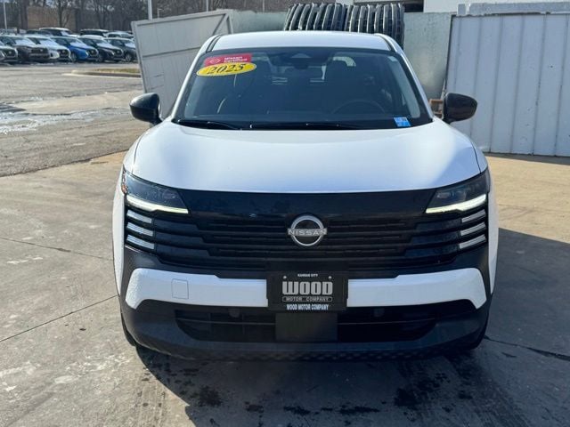 Certified 2025 Nissan Kicks S AWD with VIN 3N8AP6BB1SL310282 for sale in Kansas City