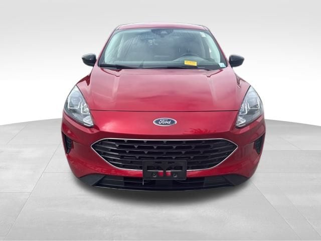 Used 2022 Ford Escape SE with VIN 1FMCU9G68NUB13237 for sale in Hurst, TX