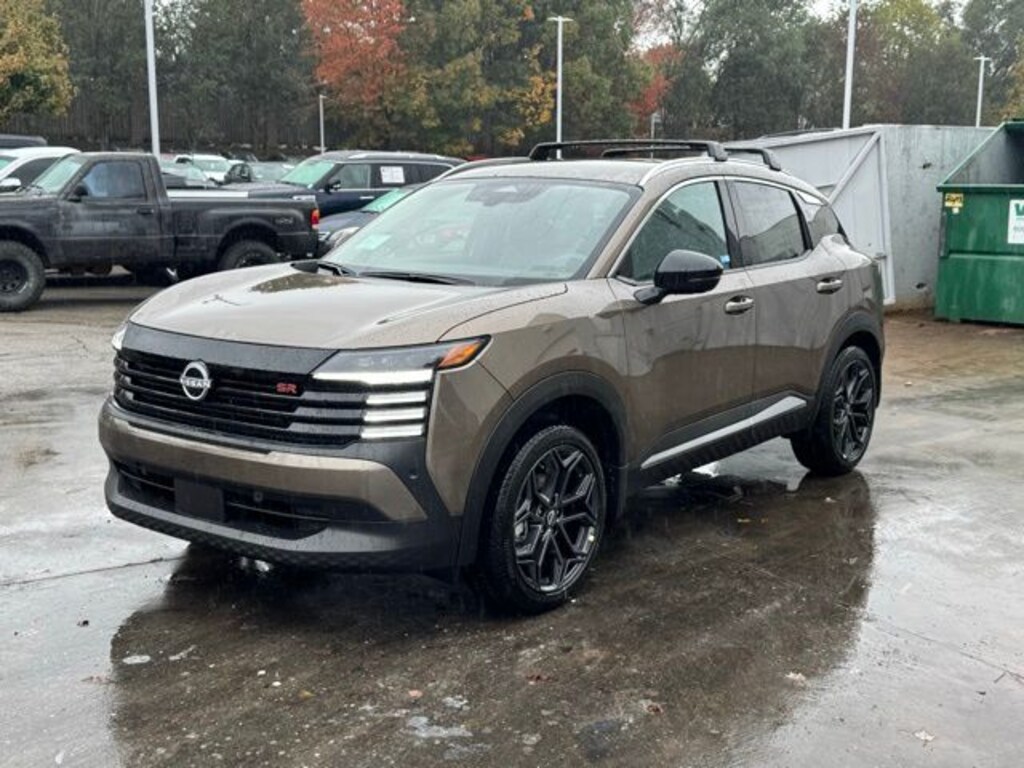 New 2026 Nissan Kicks SR SUV