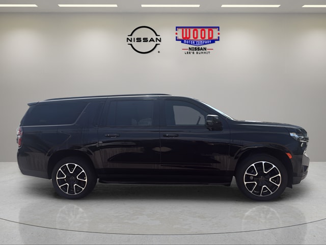 Used 2022 Chevrolet Suburban RST with VIN 1GNSKEKL6NR225119 for sale in Kansas City