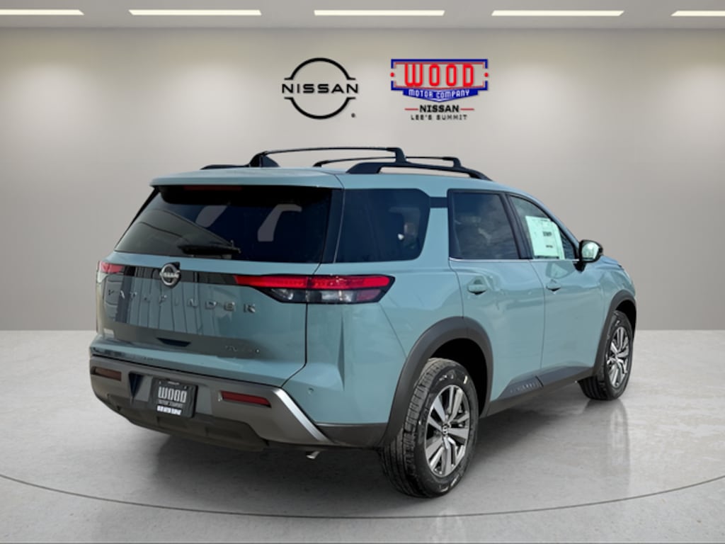 New 2026 Nissan Pathfinder SL SUV