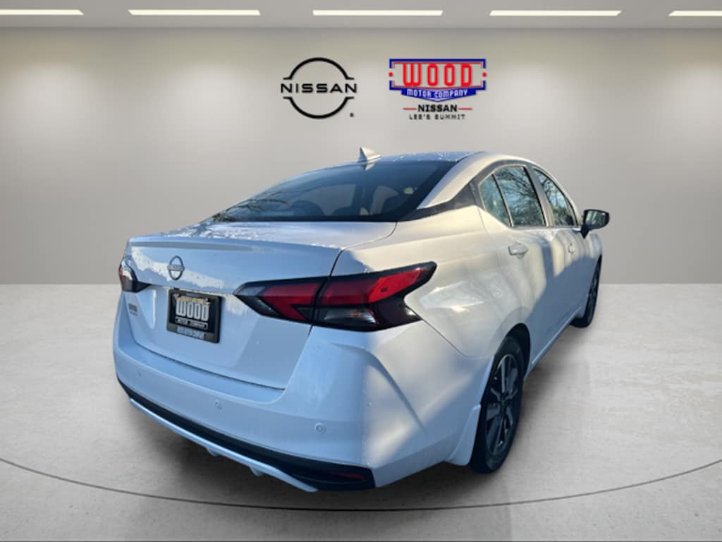 New 2025 Nissan Versa 1.6 SV Sedan