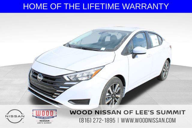 2025 Nissan Versa 1.6 SV photo 3