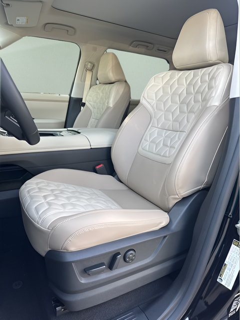 2026 Nissan Armada Platinum - Photo 17