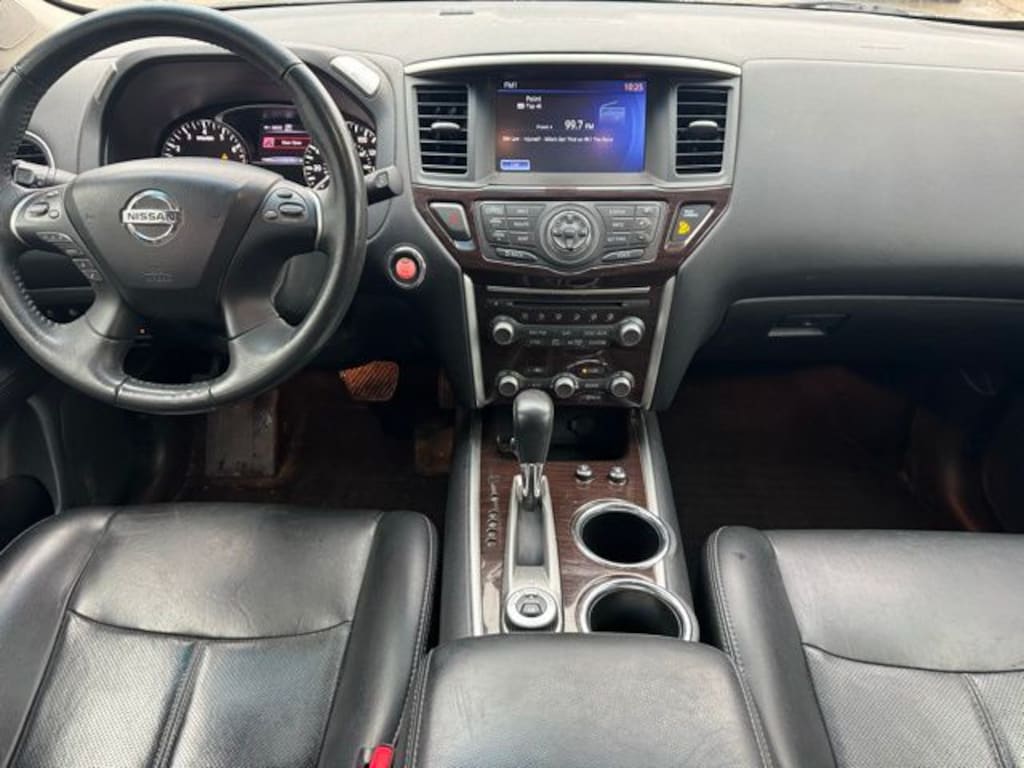 Used 2016 Nissan Pathfinder Platinum SUV