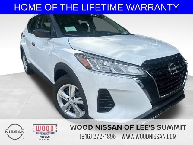 2025 Nissan KICKS PLAY Base's photo