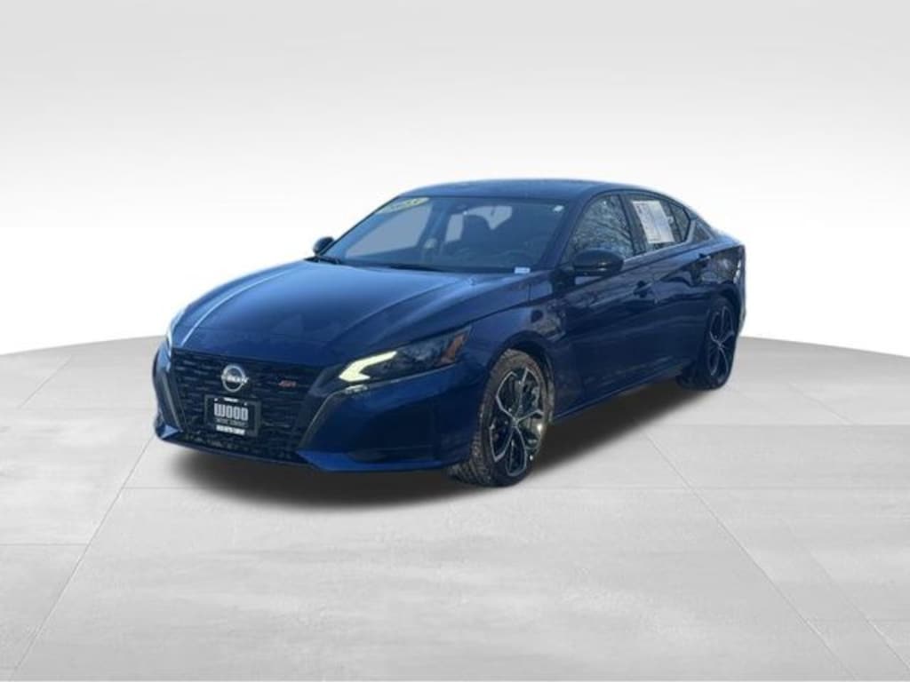 Used 2023 Nissan Altima 2.5 SR Sedan