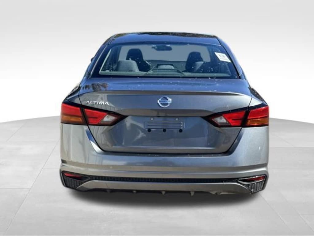 Used 2021 Nissan Altima 2.5 S Sedan