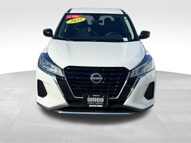 Certified 2025 Nissan KICKS PLAY Base with VIN 3N1CP5BV0SL474778 for sale in Kansas City