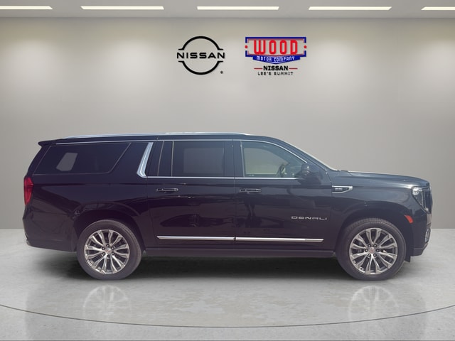 Used 2021 GMC Yukon XL Denali with VIN 1GKS2JKL8MR161539 for sale in Kansas City