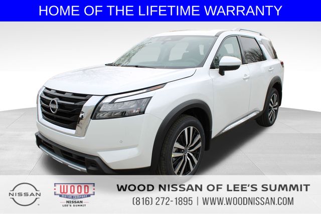 2025 Nissan Pathfinder Platinum photo 3